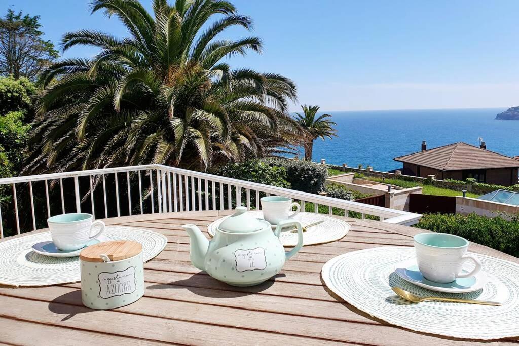 Villa Vistas Al Mar, Urbanizacion Privada Con Piscina De Agua Salada Ajo Dış mekan fotoğraf